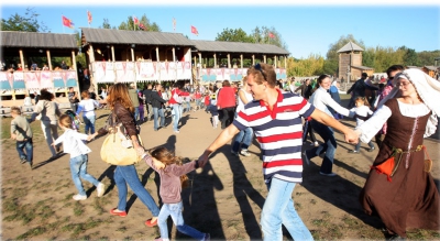 Средневековые славянские танцы и хороводы, танцы славян, хоровод вокруг елки