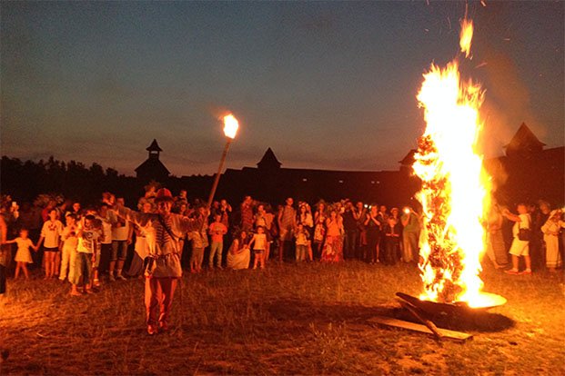 Nich Na Ivana Kupala U Drevnomu Kiyevi